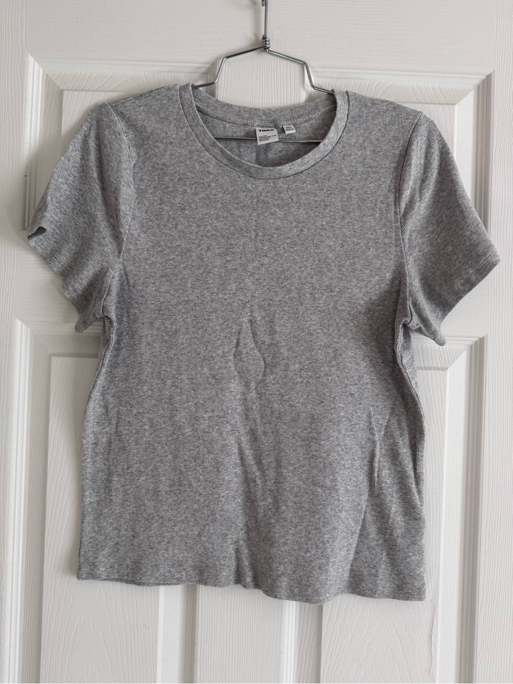 TNA  Heather Gray Crewneck T-Shirt